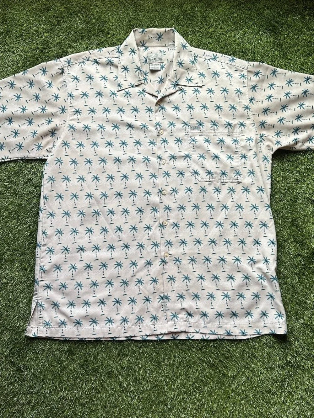 Vintage Y2K FUBU Men's XL Beige Palm Tree Shirt Tropical Vacation Button-Up